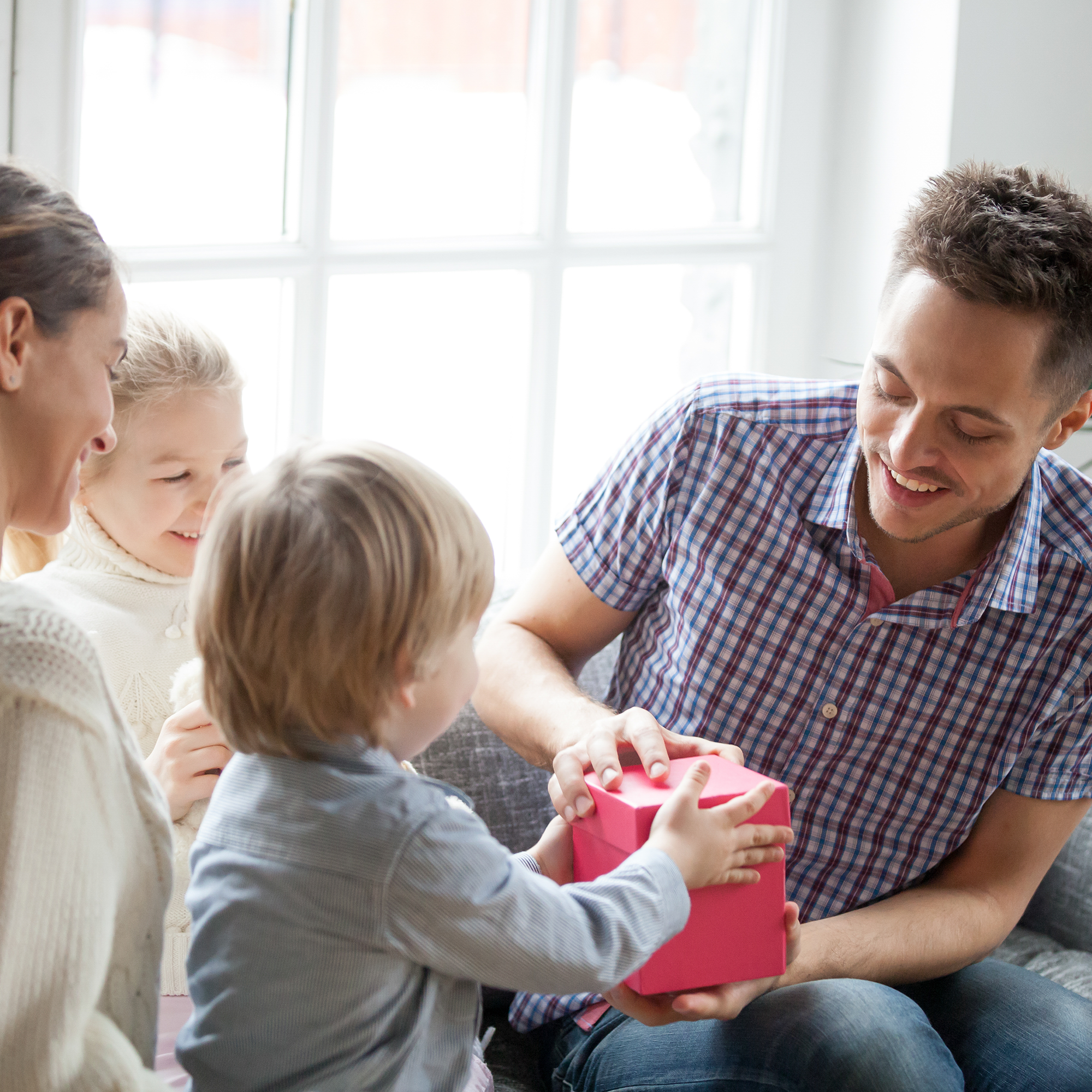 Is a wallet a good gift for a man?