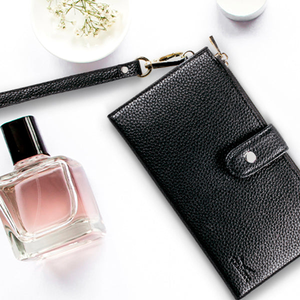 12 WAYS YOU CAN USE WRISTLET WALLETS FOR WOMEN